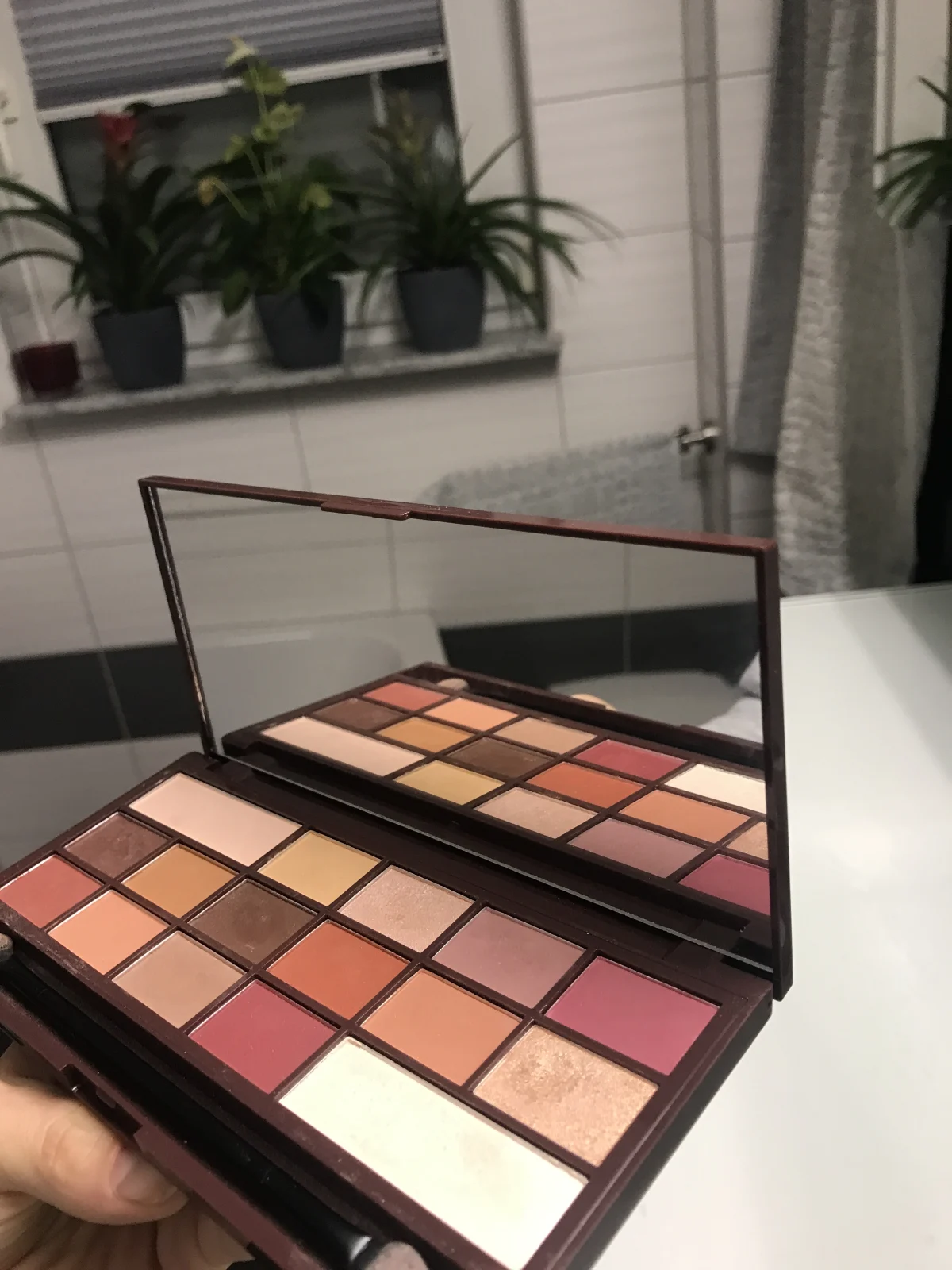 Makeup Revolution I Love Revolution Oogschaduw Palette - Chocolate Elixir - review image