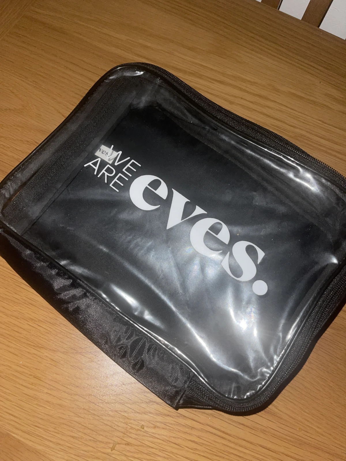 We Are Eves Beauty Bag - review image