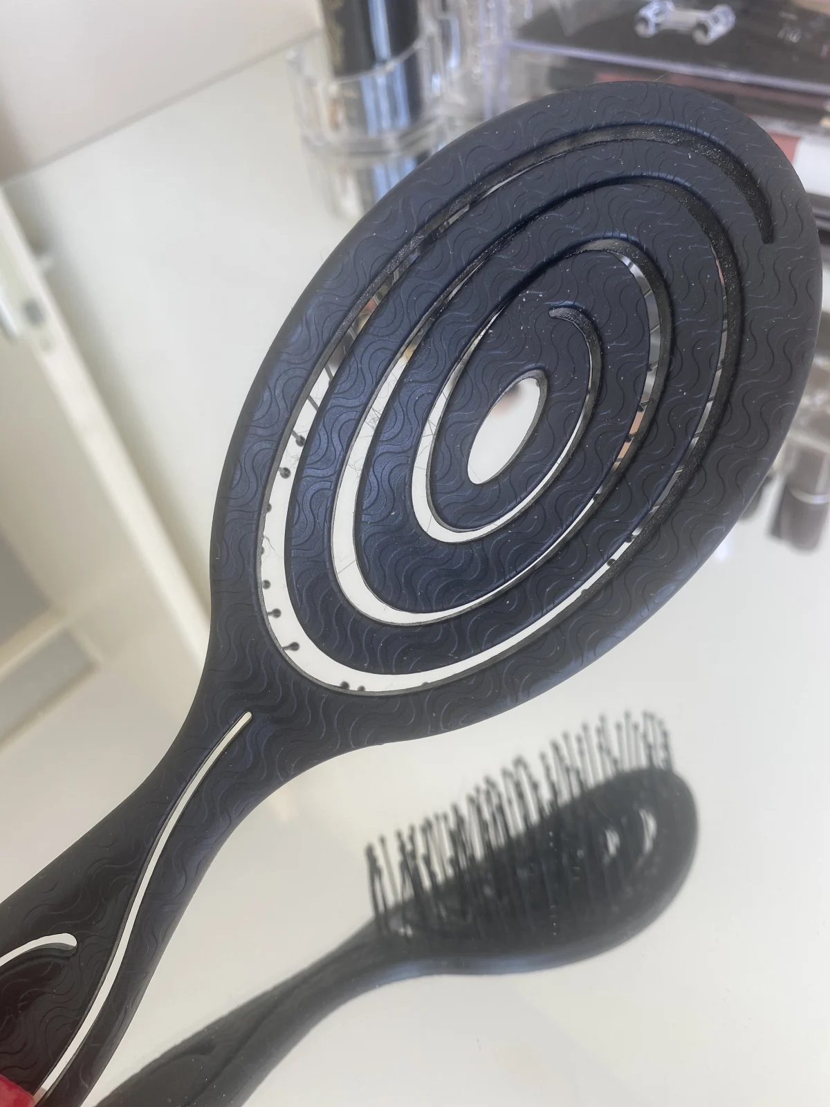 Eco Hairbrush - review image