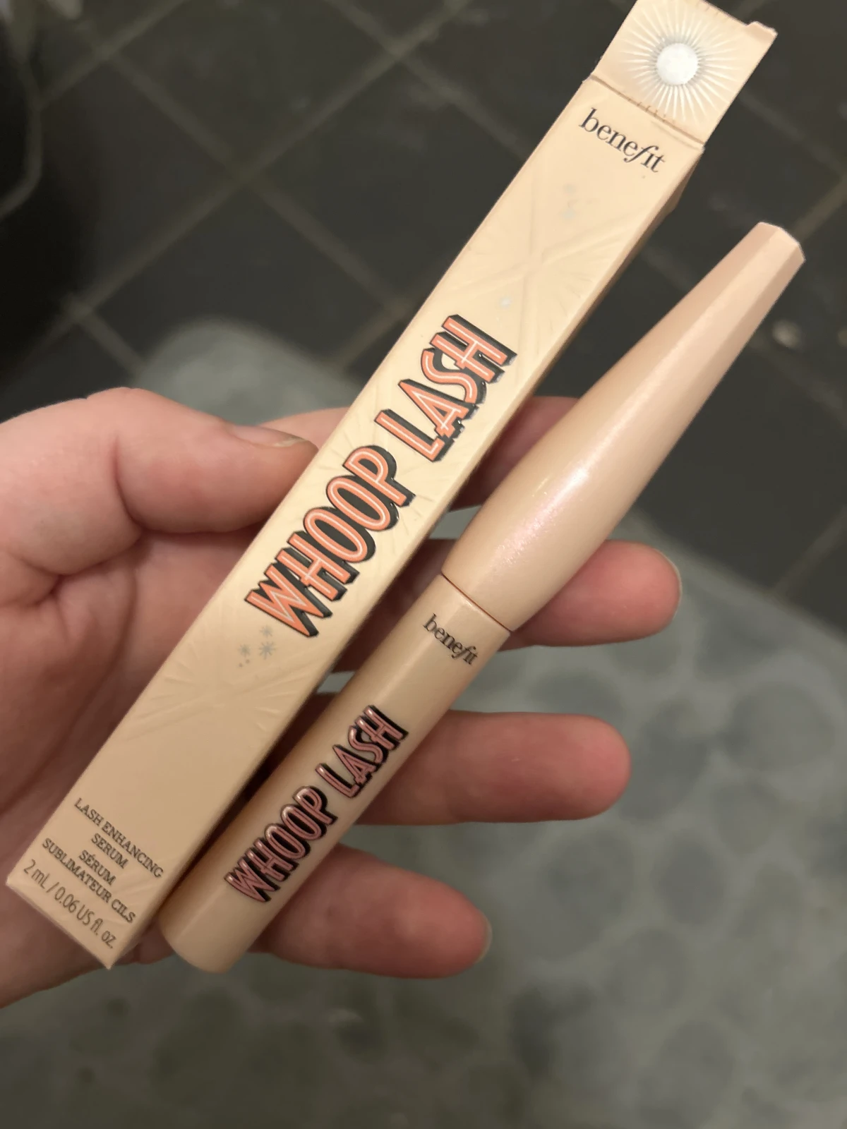 Benefit Whoop Lash - review image