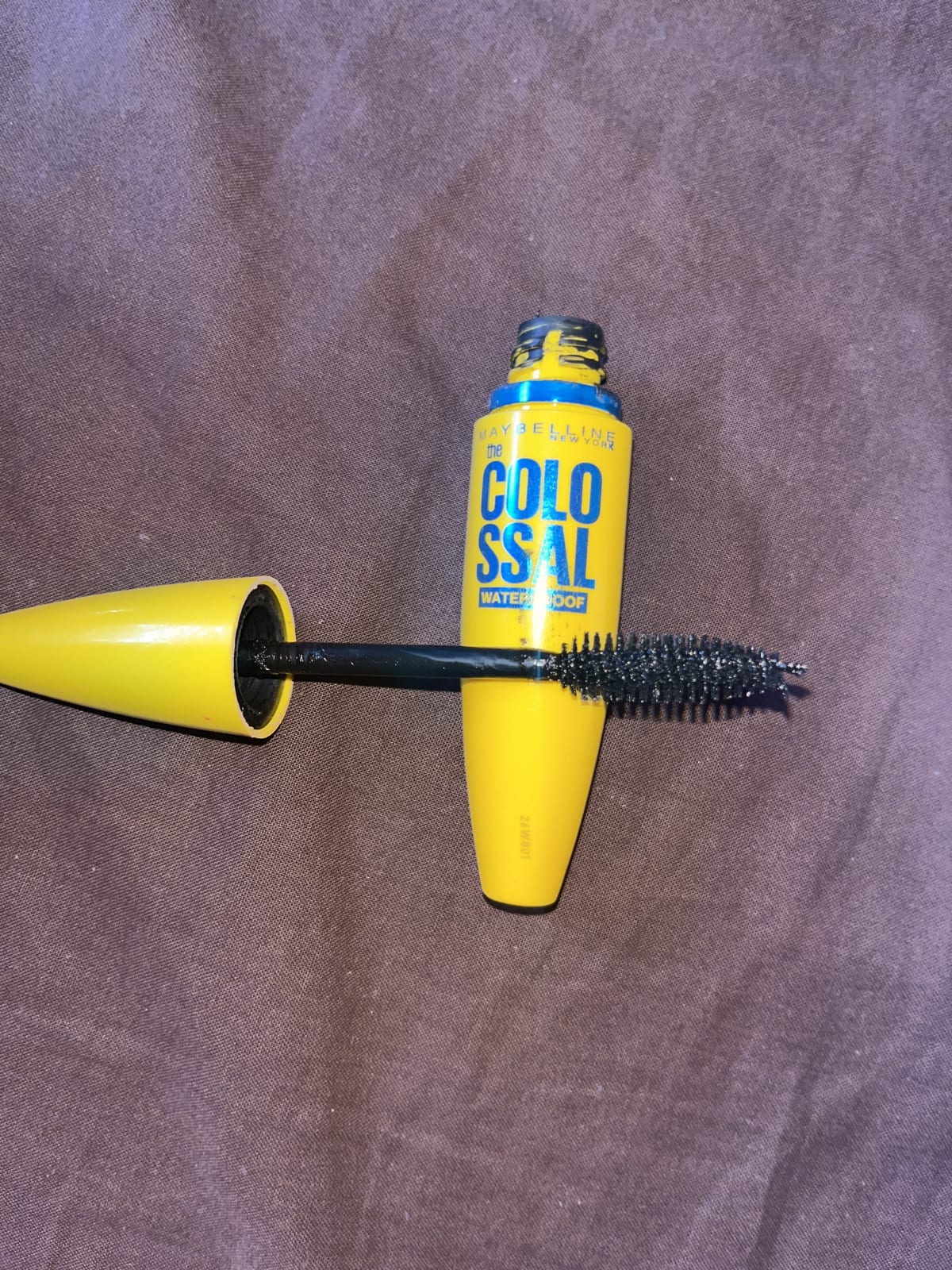 Volum Express The Colossal Waterproof Mascara - review image