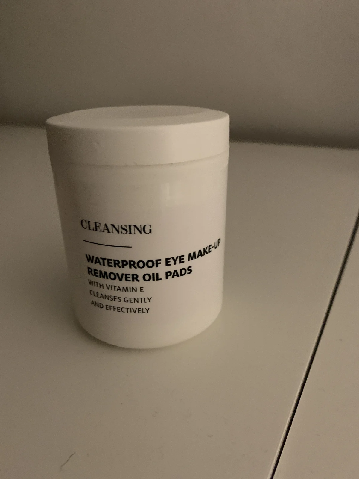 Waterproof Eye Make-Up Remover Pads - review image