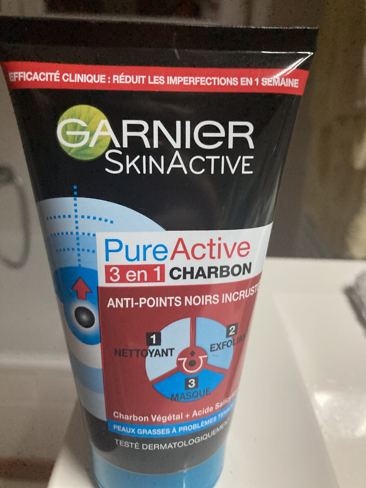 Pure Active Skin Active 3 in 1 Charcoal - review image