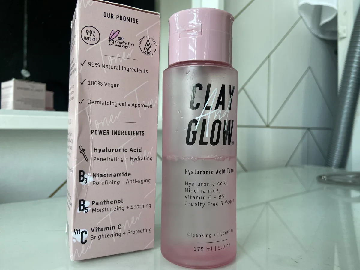 Clay And Glow Hyaluronic Acid Toner Clay And Glow - Cleansing + Hydrating Hyaluronic Acid Toner - review image