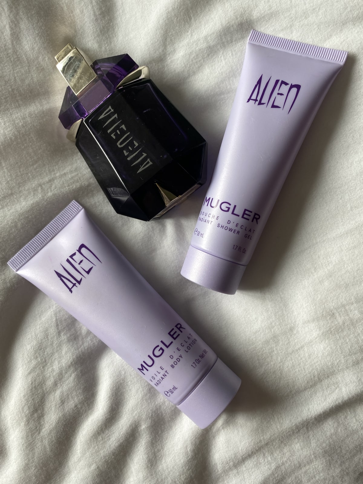 MUGLER Alien Body Lotion - review image