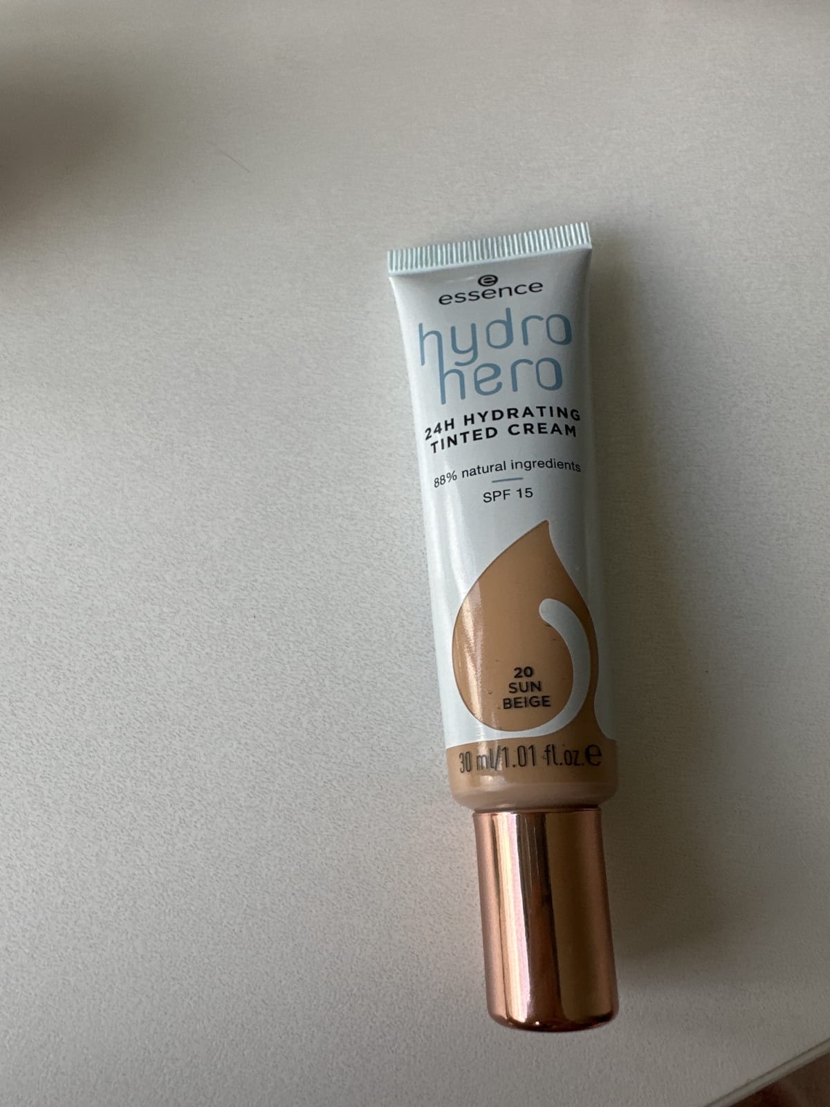 Hydro Hero 05 Natural Ivory 24H Hydrating Tinted Cream - review image