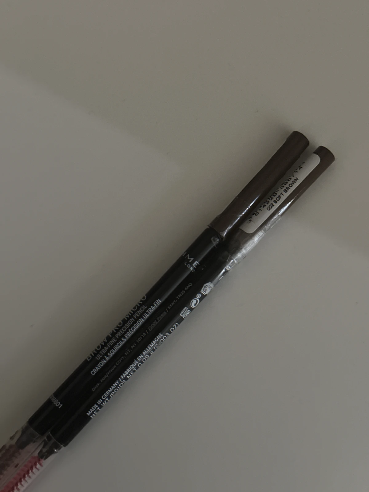 Brow Pro Microdefiner - review image