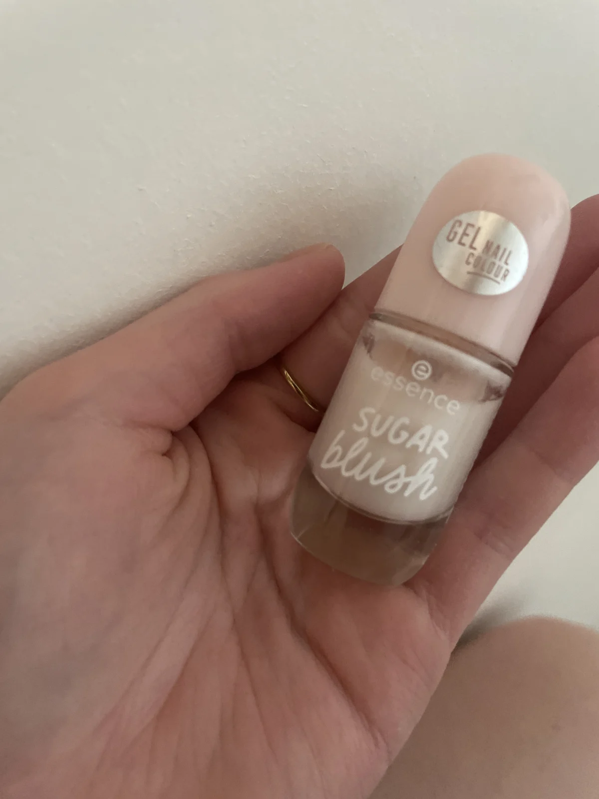 Essence cosmetics Nagellack shine last & go! gel nail polish good times (20) 8 ml - review image