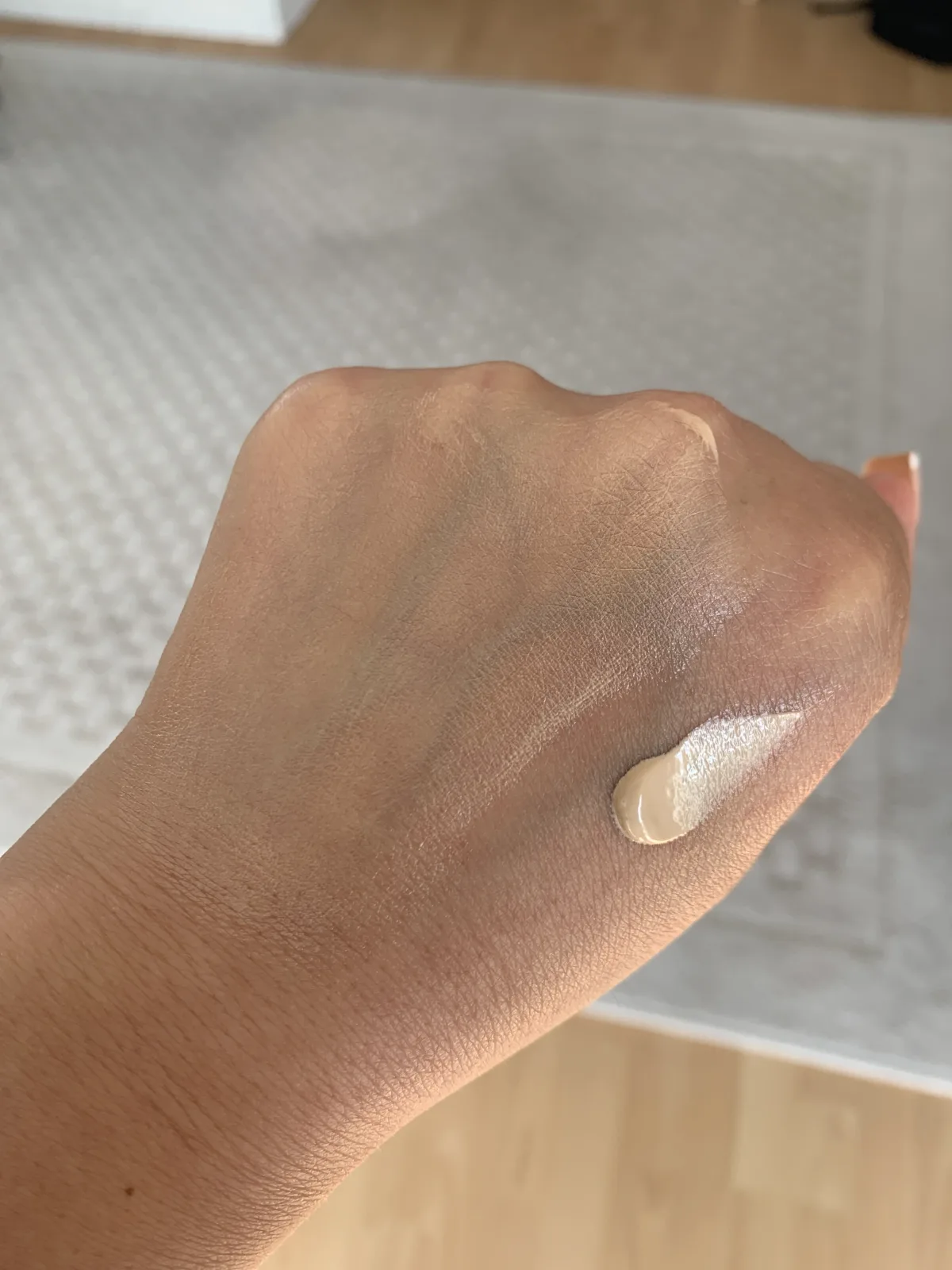 Suntouchable! Whoa Glow! SPF 30 - review image