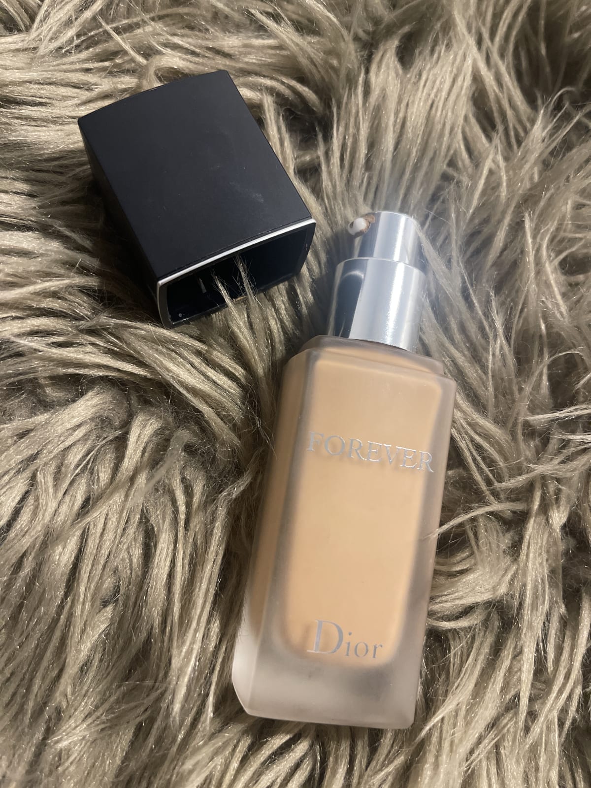 DIOR Forever Matte Foundation 00 00 - review image