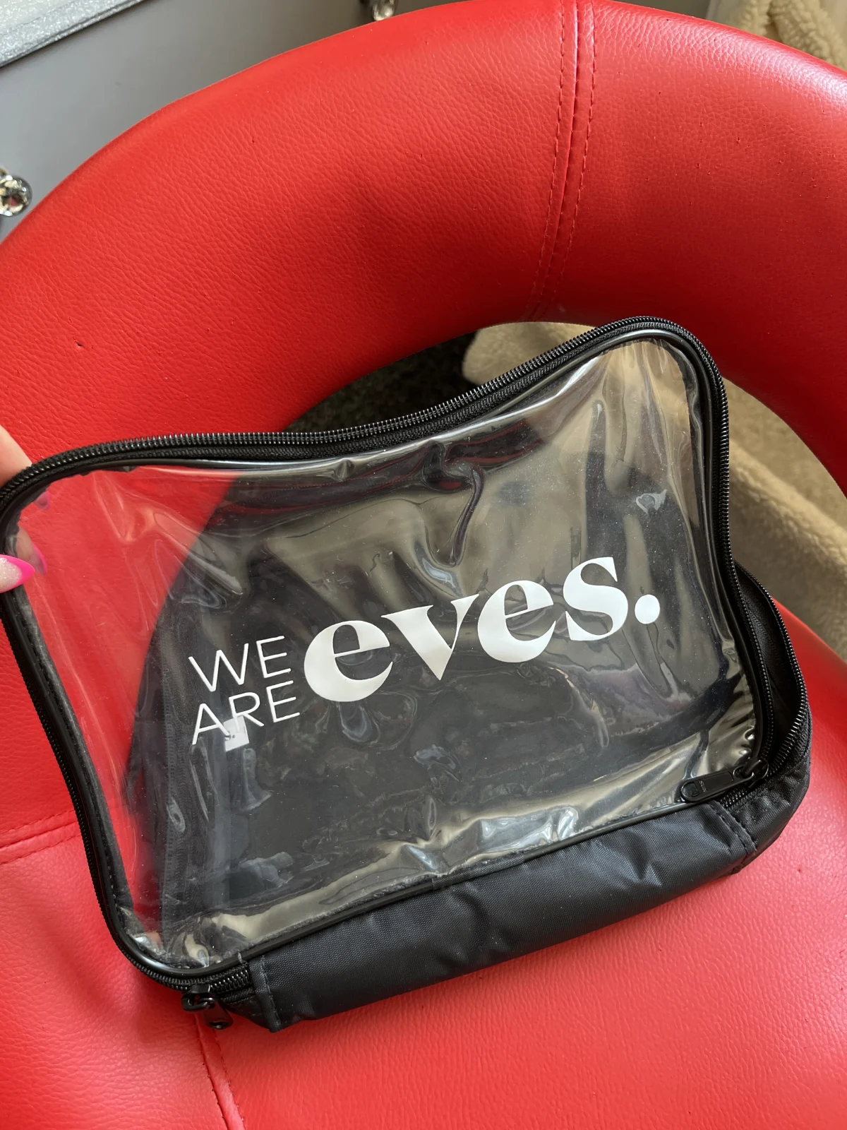 We Are Eves Beauty Bag - review image