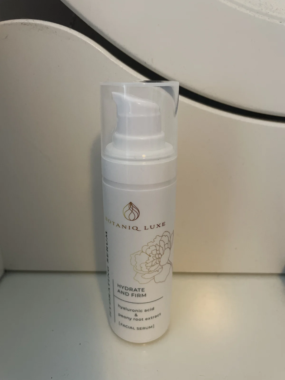 SkinLuxe Trinity Serum - review image