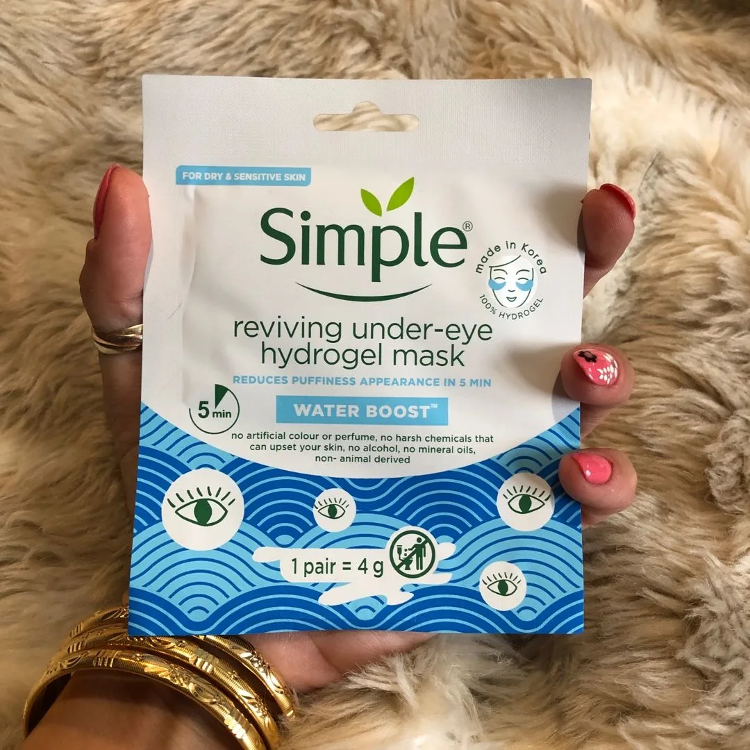 Reviving under-eye hydrogel mask - review image