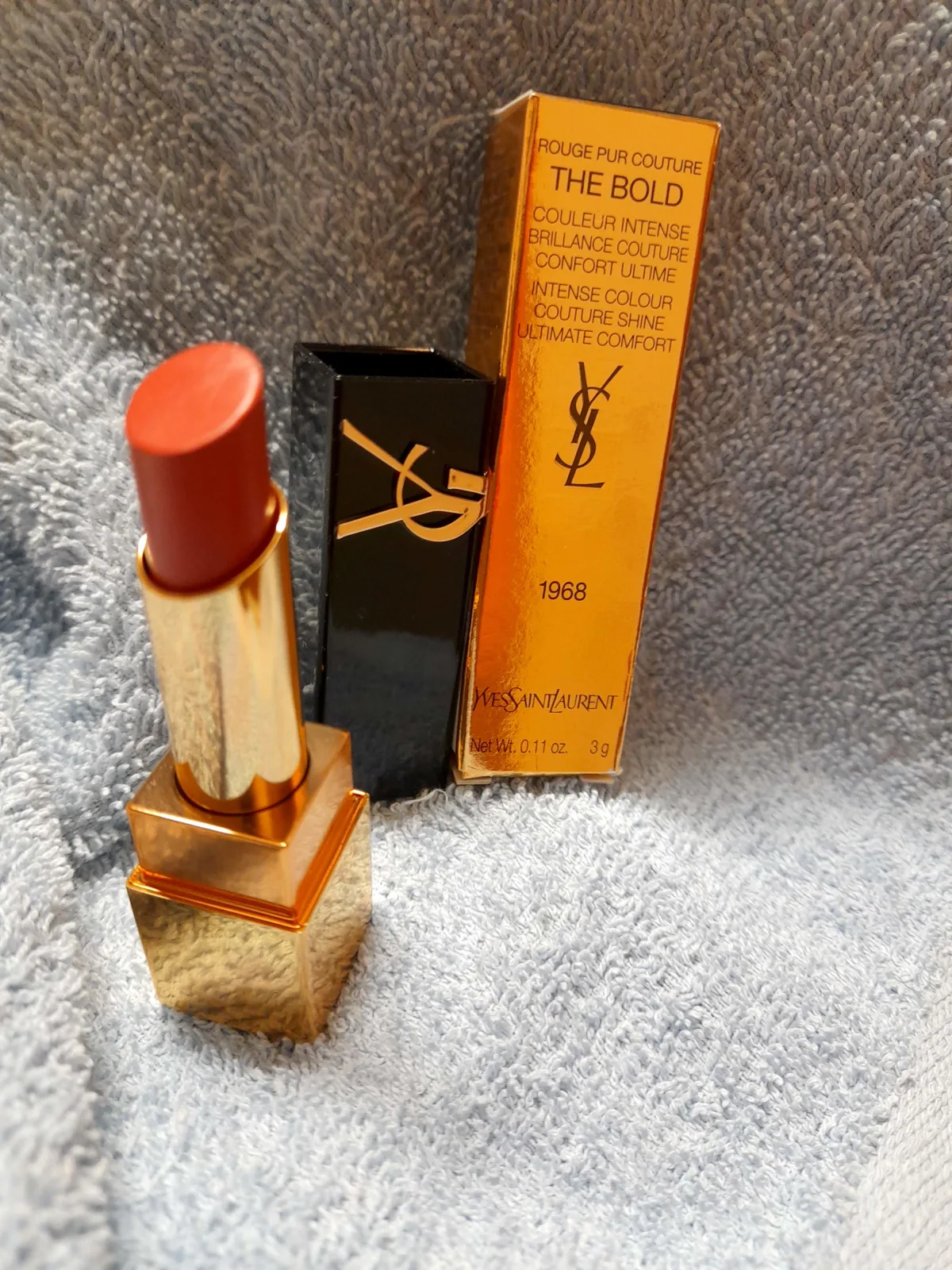 Rouge Pur Couture The Bold Lipstick - review image